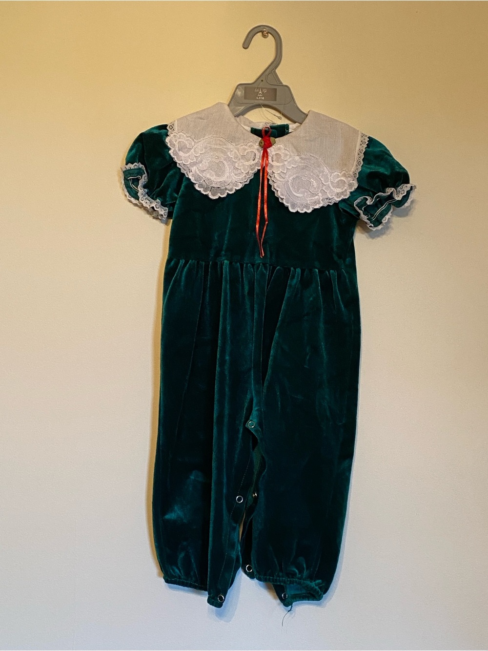 Vintage Green Velvet Kids Costume Romper with Lace Collar